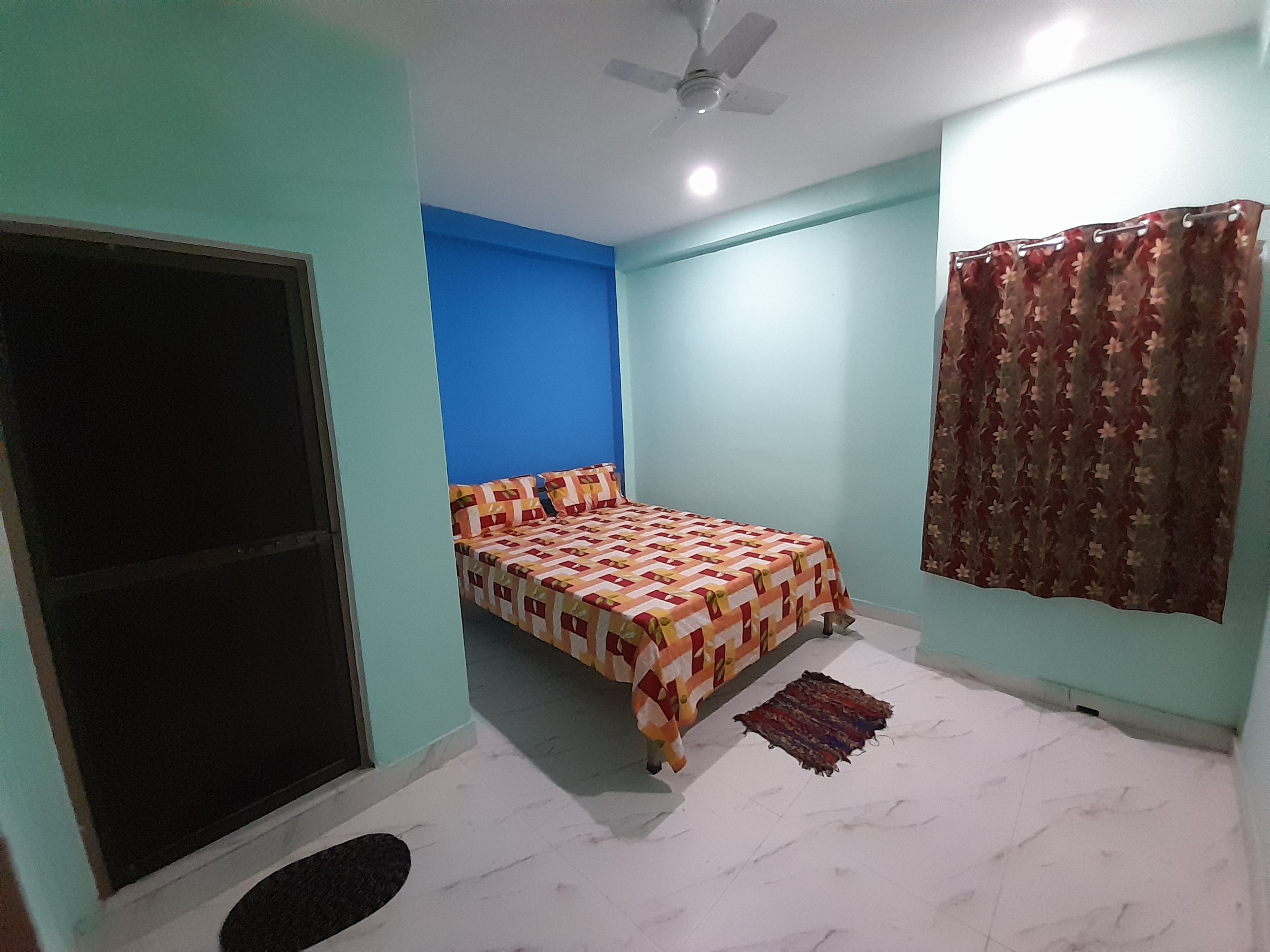 Single Bed Room - Attached Bathroom (Varanasi)